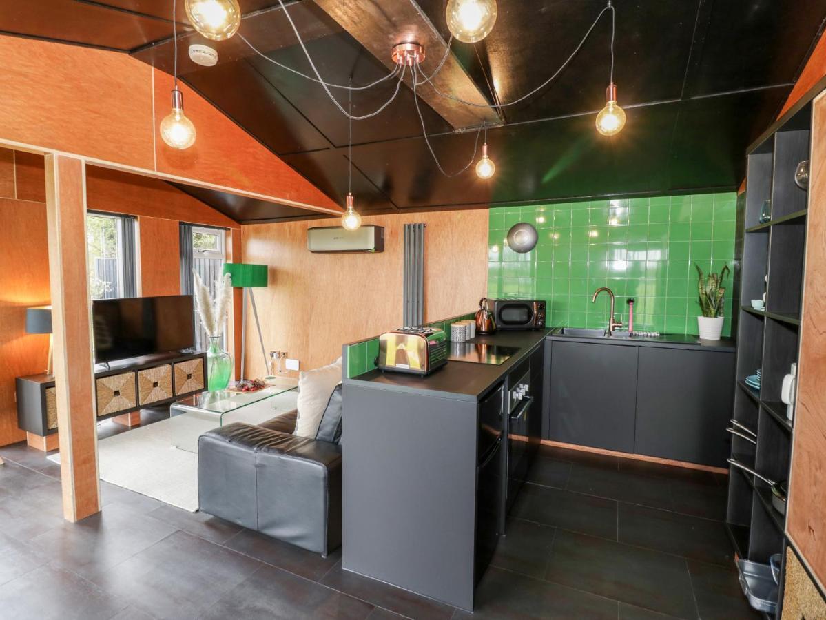 The Tractor Shed Villa วุร์สเตอร์ ภายนอก รูปภาพ