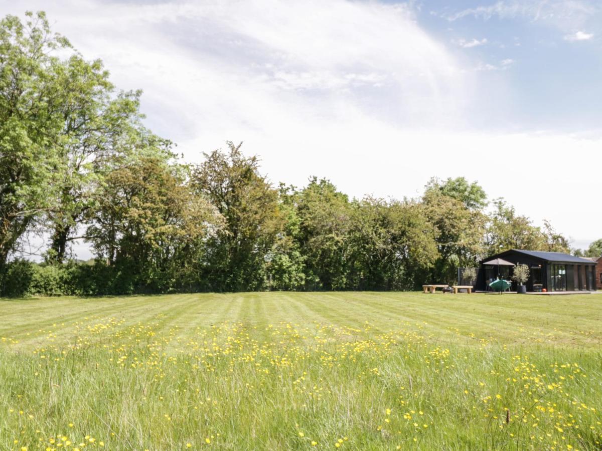 The Tractor Shed Villa วุร์สเตอร์ ภายนอก รูปภาพ