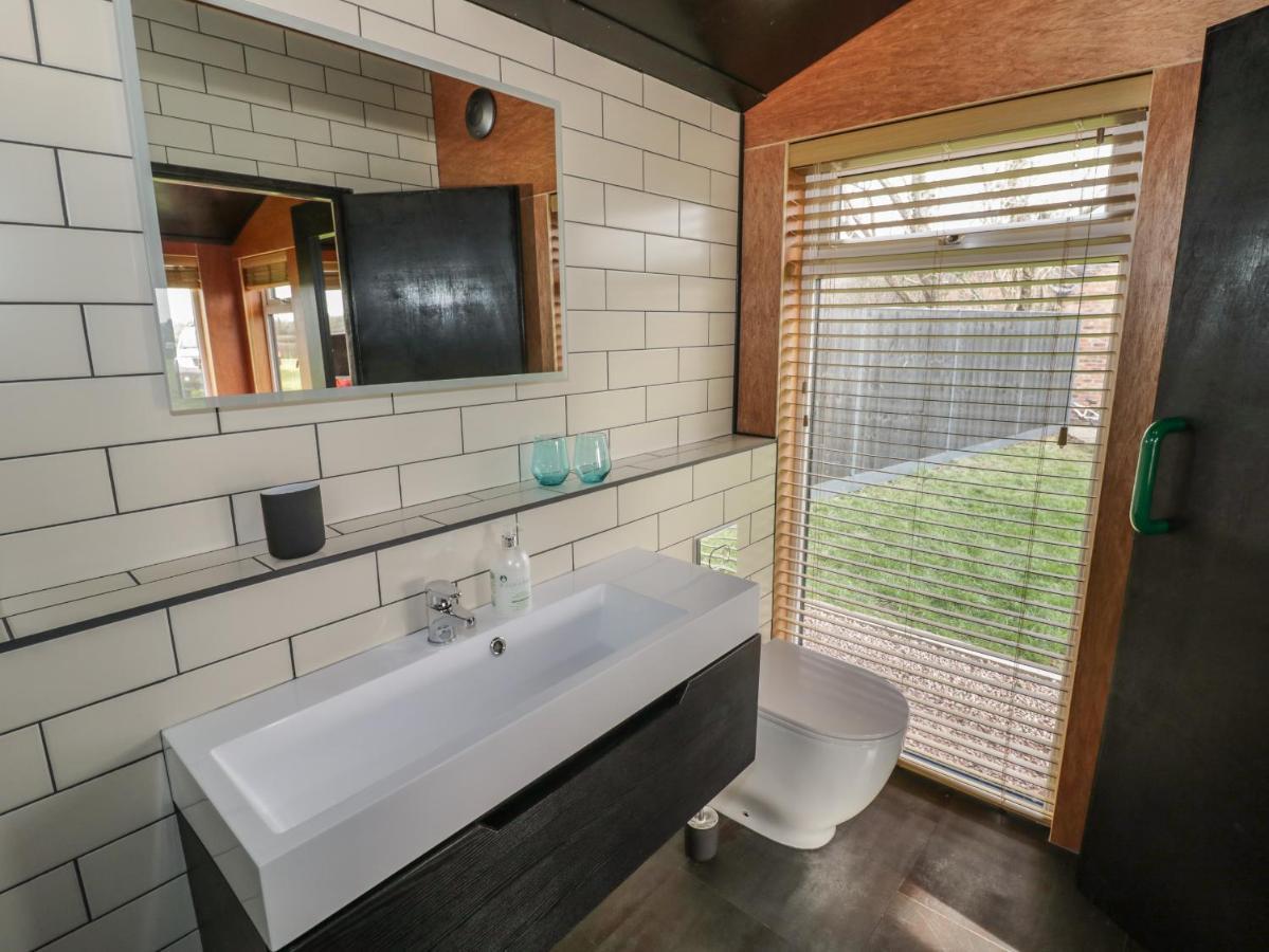 The Tractor Shed Villa วุร์สเตอร์ ภายนอก รูปภาพ