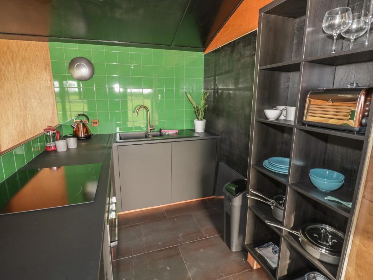 The Tractor Shed Villa วุร์สเตอร์ ภายนอก รูปภาพ